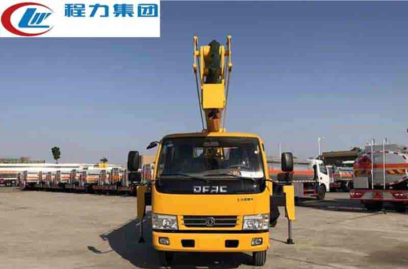 东风多利卡双排14米高空作业车